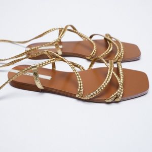 🤍 ZARA Gold Tone Woven Metallic Gladiator Sandal